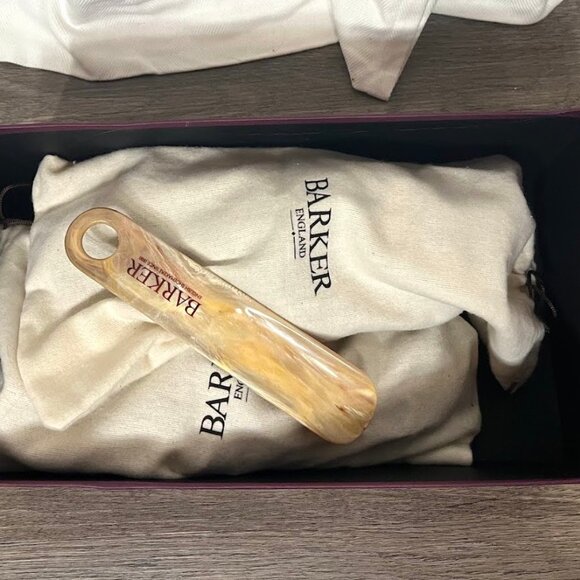 Beautiful genuine leather women's Oxford shoes handmade in England - Picture 9 of 9